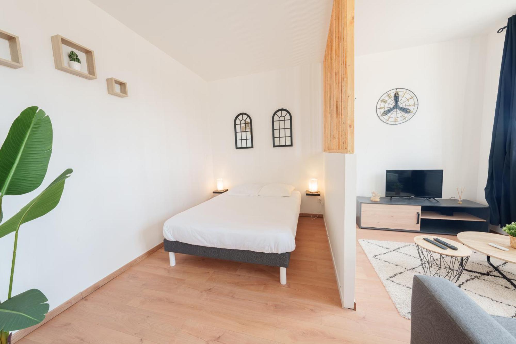 Le Lotus - Zmn Conciergerie Lägenhet Saint-Quentin  Exteriör bild